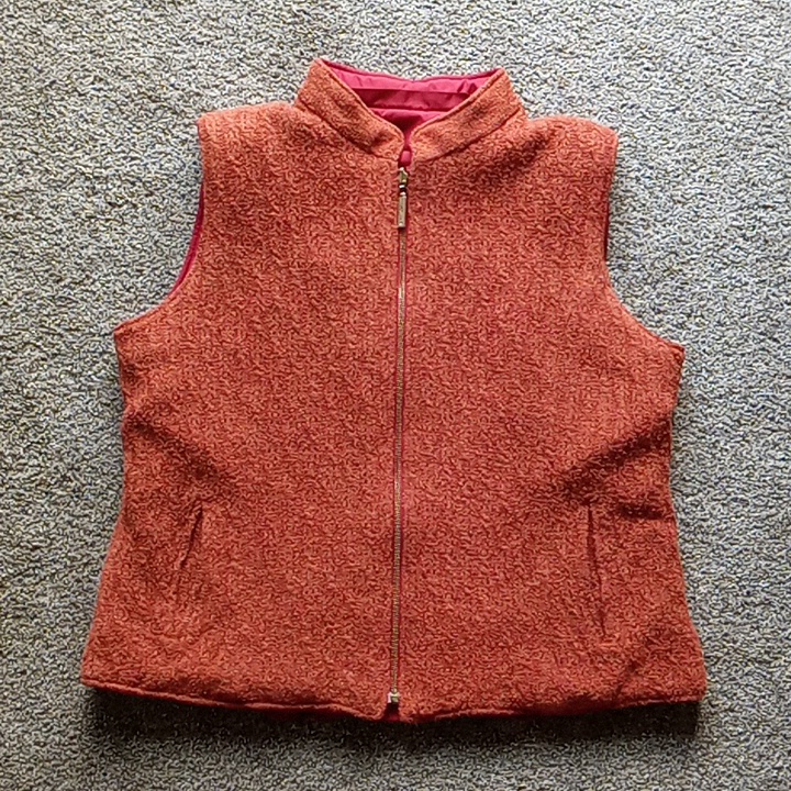 St Johns Sport 2 In 1 Reversible Wool Blend Knit Vest